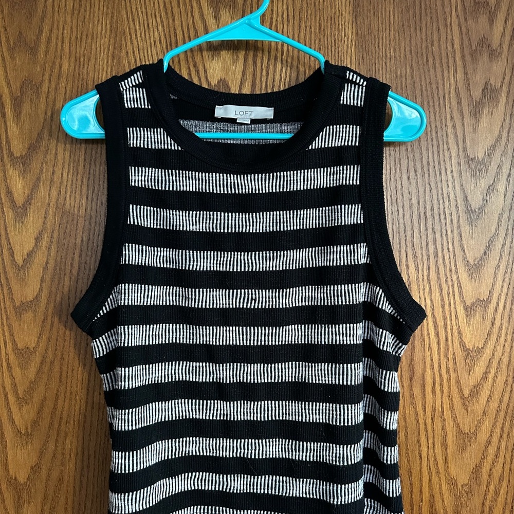 Black and White Striped Tank Top and Skirt Set - Picture 2 of 7